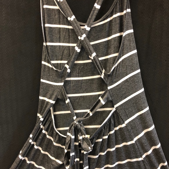 Off the coast maxi dress from Vici - Picture 5 of 5